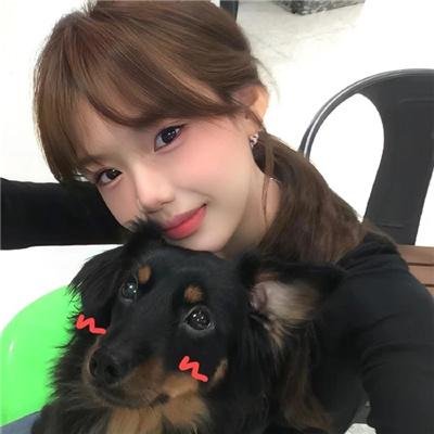 9顶假发的女孩
